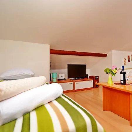 Ante Apartment