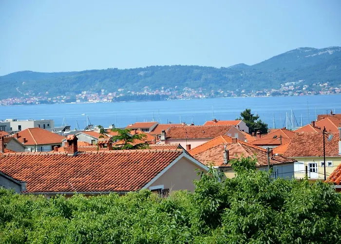 Ante Апартаменты Задар